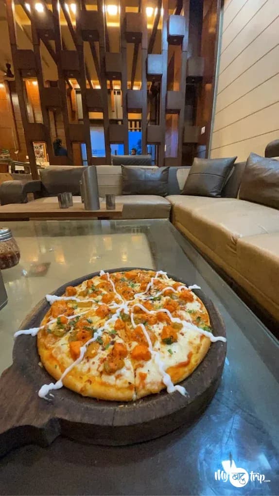 Standard Sweets & Restaurant Reengus — photo 5