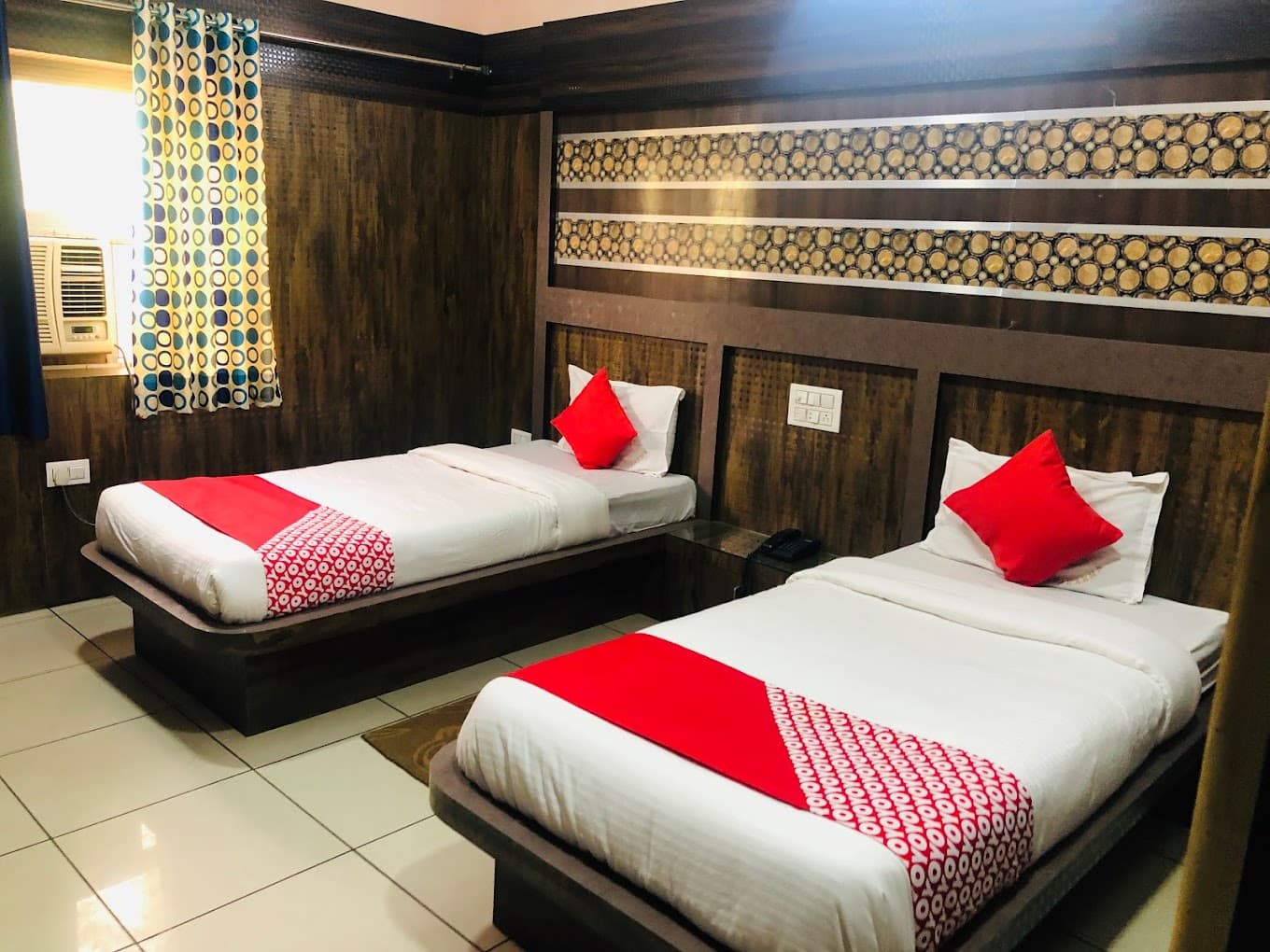 Vishwakarma Hotel & Restaurant, Reengus