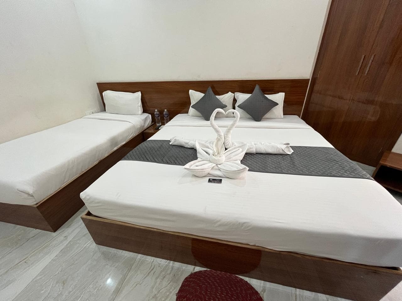 Hotel Welcome & Restaurant in Khatu