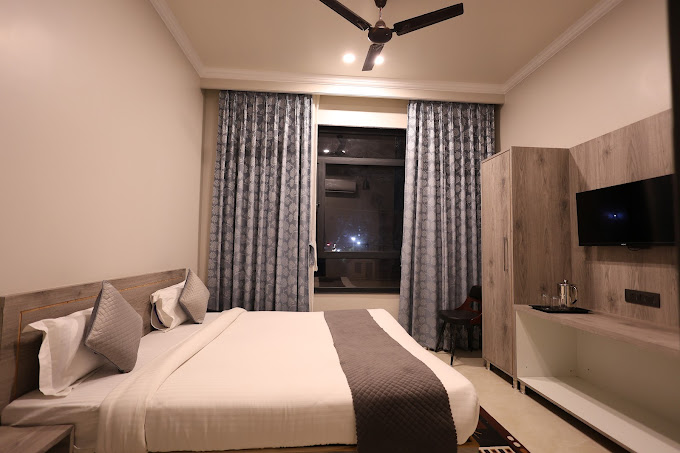 The Tri Arrow 𝗕𝗢𝗢𝗞 Khatu Hotel Gallery